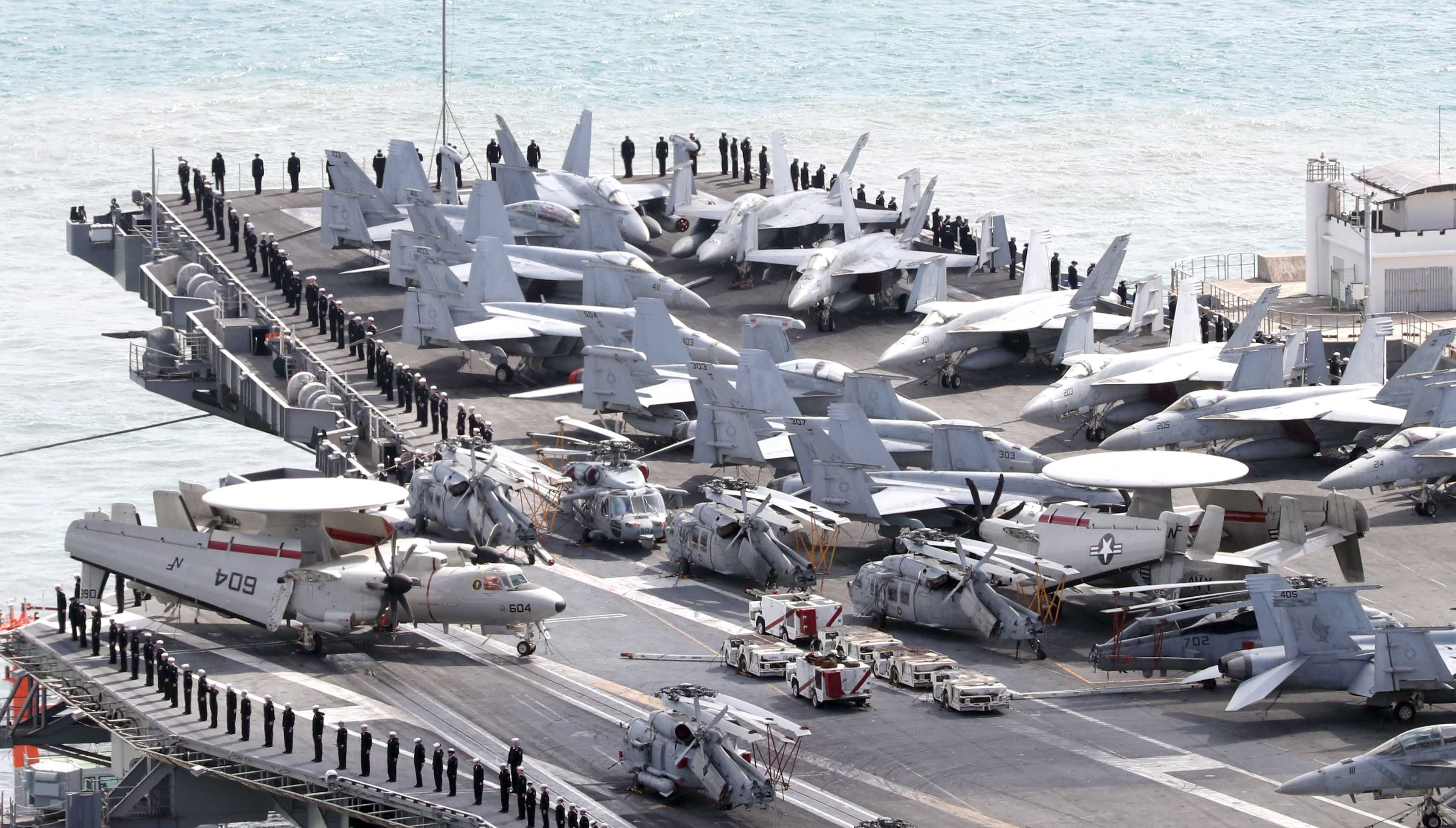 طهران: المعدات العسكرية الامريكية "باتت عتيقة" وحاملات طائراتهم بالخليج تحت مرمى صواريخنا