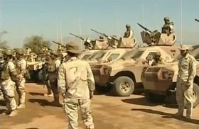 المدرعات السعودية تحاصر تظاهرتين في القطيف والعوامية