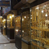 العيد : ارتفاع اسعار الذهب يشكل تحديا لعادات وتقاليد النجفيين بالزواج