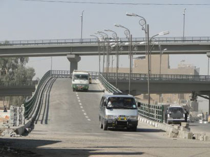 افتتاح مجسر ثورة العشرين في مركز مدينة النجف