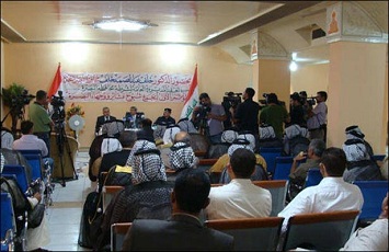 عشيرة البو دراج في البصرة تهدد بإحتلال منطقة العبدلي الكويتية .