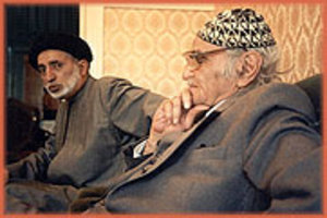 النجف تطالب الخارجية باستعادة رفات شاعريها الجواهري وجمال الدين