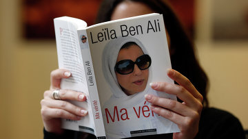 صحيفة فرنسية: بن علي منشغل بكتابة مذكراته في منفاه الذهبي بالسعودية