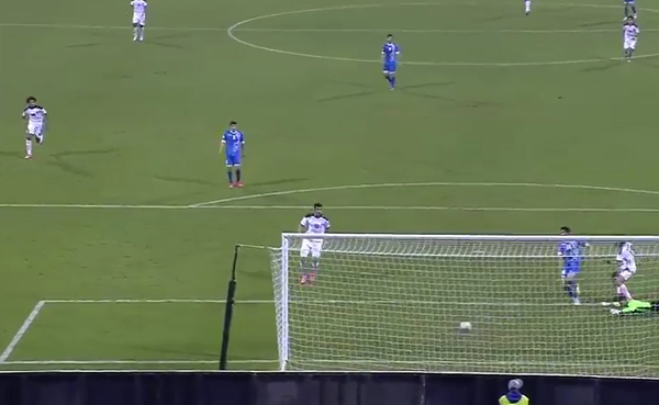 بالفيديو: العراق يهزم اوزبكستان في مباراة مثيرة