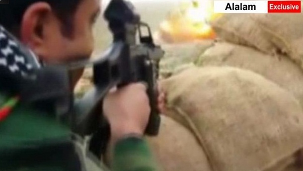 بالفيديو؛ قوات الجيش العراقي تفجر انتحاريين