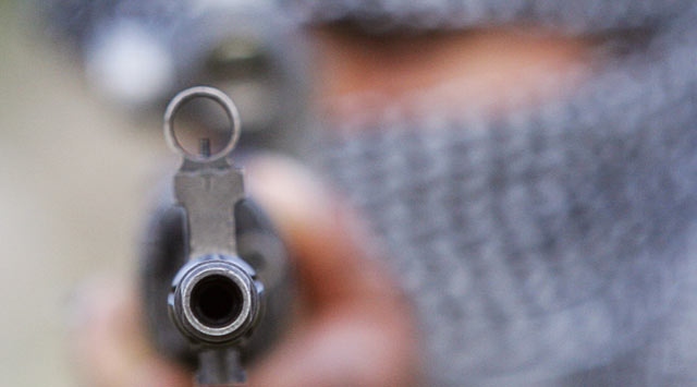 اصابة نجل رئيس هيئة استثمار بغداد اثر هجوم مسلح استهدف منزله