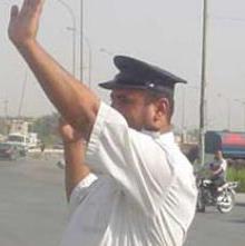 مديرية  مرور كربلاء تقوم بتأهيل وتشغيل الاشارات المرورية المعطلة