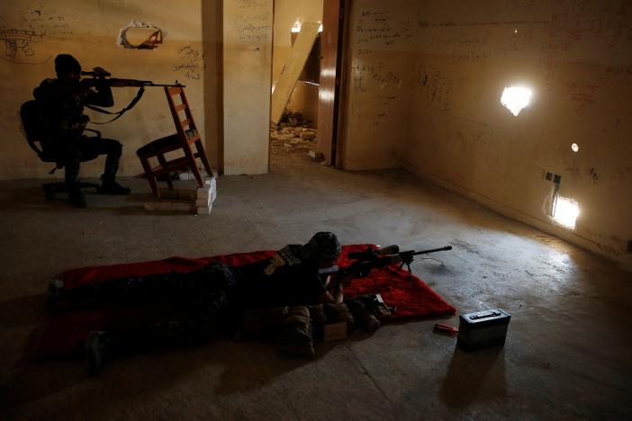 الشرطة الاتحادية تسيطر على محيط جامع النوري وسط الموصل