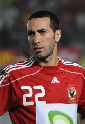 المصري أبو تريكة يفوز بالكرة الذهبية العربية