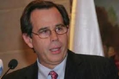 السفير الامريكي يرفض فكرة استقلال كردستان ويؤكد دعم بلاده لوحدة وسيادة العراق