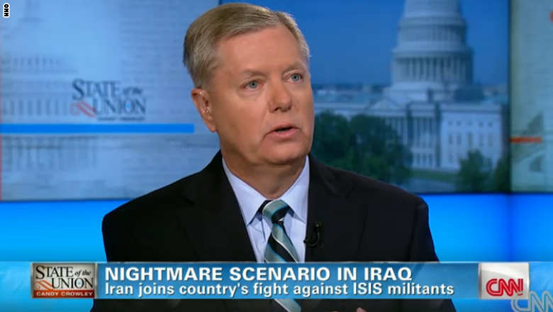 سيناتور جمهوري: أوباما منفصل عن الواقع.. وأعضاء بالكونغرس يدعون لتحرك سريع بالعراق