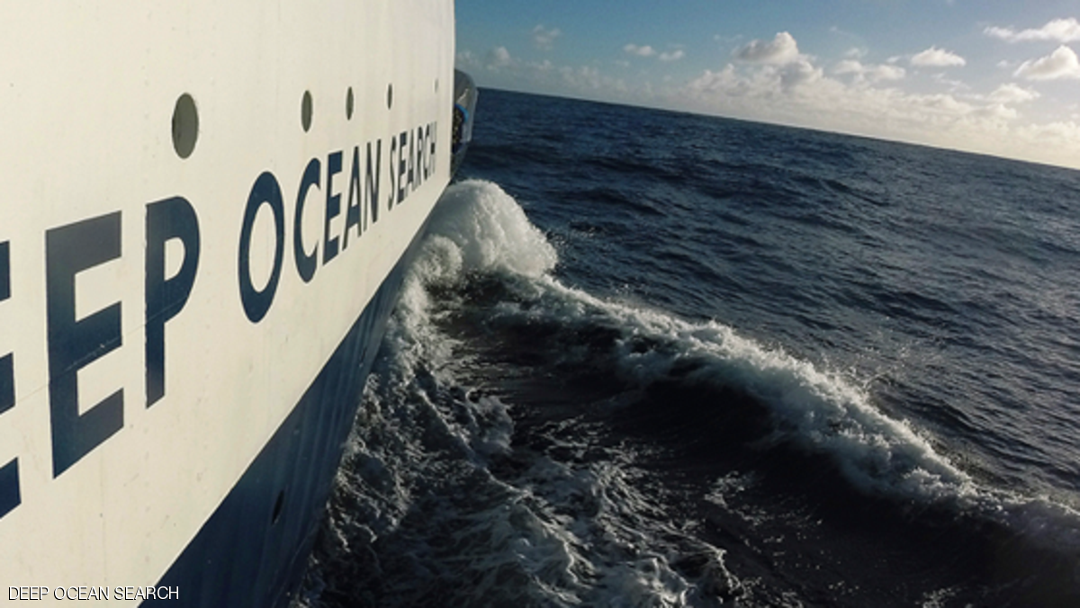 العثور على المواقع الرئيسية لحطام الطائرة المصرية