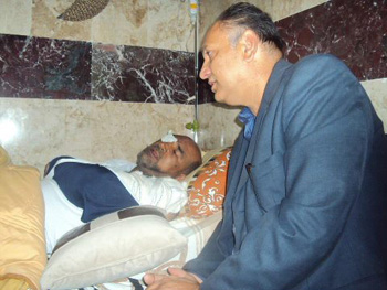 كربلاء :نجاة مسؤول وحدة الإعلام في مستشفى الحسين من حادث مروري +صورة