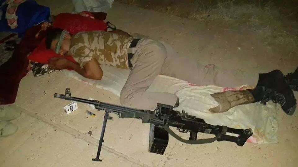 متطوع بساق واحدة يقاتل في صفوف المتطوعين العراقيين ضد داعش