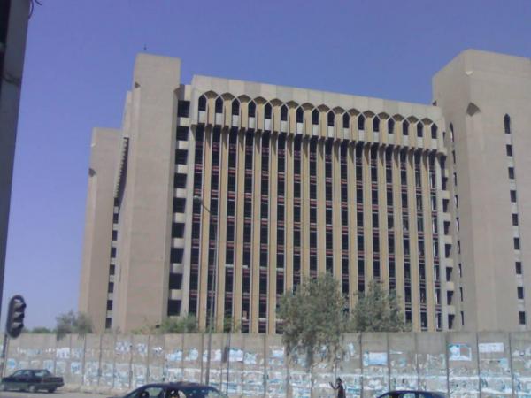 محاولة اختطاف فاشلة لنائبين من دولة القانون أمام مبنى وزارة التربية وسط بغداد