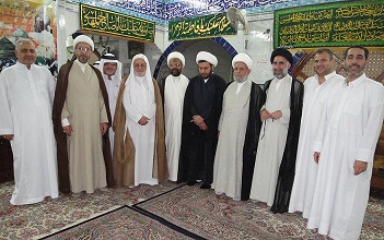 رئيس الوقف الشيعي يلتقي مسؤولي مكاتب المرجعية الدينية في المدينة المنورة