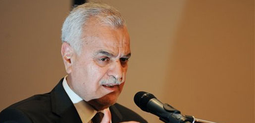 طارق الهاشمي المطلوب للقضاء يلقي  كلمة في البرلمان الاوربي ببروكسل