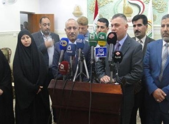 نائب رئيس الوزراء يزور كربلاء وينتقد الحديث عن اقالة المحافظ في هذه المرحلة ويعتبره غيرمناسب ويربك الوضع العام