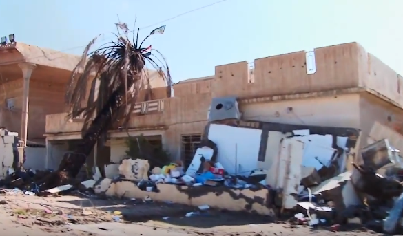 بالفيديو: لواء علي الاكبر يعثر على مقابر جماعية تحتوي على العشرات من جثث قتلى داعش في بيجي