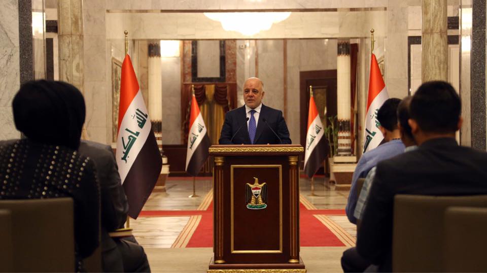 العبادي يدعو لتعزيز الاجراءات على الحدود مع سوريا بعد القضاء على "داعش"