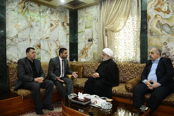 وفد من مفوضية الانتخابات يلتقي بممثل المرجع السيستاني ويدعو الى دعم مشروعه الالكتروني بالاموال للحد من الاسماء الوهمية
