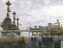 النفط يتجاوز 130 دولارا للبرميل