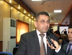 قاضي في كربلاء يستهجن عملية التحقيق مع ضابط كفوء بسبب اتهامات امراة له عبر قناة الشرقية