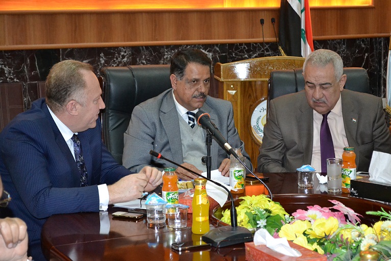 مصرف الرشيد يعزز دور المستثمرين الكربلائيين الاقتصادي والحضاري في المحافظة