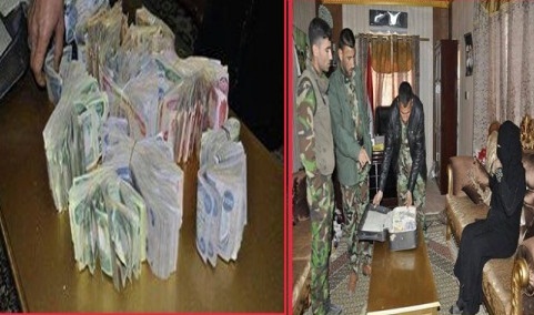 بالصور:عناصر الحشد الشعبي يعثرون على 25 مليون دينار ويسلموه لصاحبه في صلاح الدين