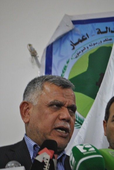 وزير النقل العراقي يتهم امريكا واسرائيل بانها وراء اتهام ايران بمساندة سوريا بالسلاح