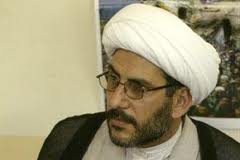 نقل الشيخ صلاح العبيدي الى لبنان لتلقي العلاج بعد اصابته بحادث سير بين كربلاء والنجف