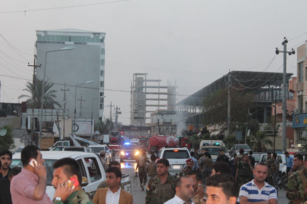 بالصور :قتلى وجرحى في انفجار مفخخة بأربيل