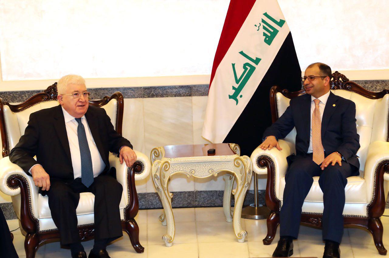 بالصور: رئيس الجمهورية يصل مبنى البرلمان