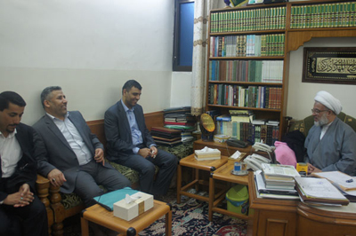 الشيخ عبد المهدي الكربلائي يستقبل وزير الاسكان: النظام الاداري والقانوني سبب في تأخر العراق