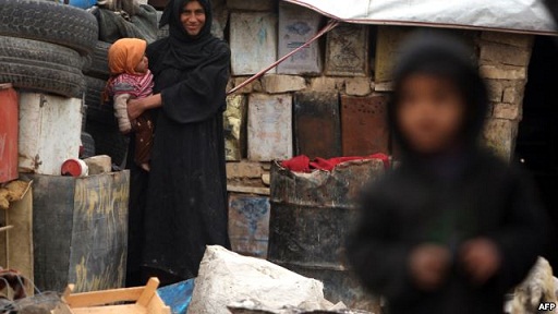 الفقر والمرض يكدران حياة أسرة عراقية لم تجد من يغيثها