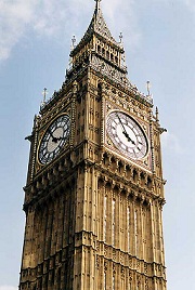 الوهابيون يعتدون على عراقي بالضرب وسط لندن وخطيب جمعة لندن يصفهم بالحيوانات المفترسة