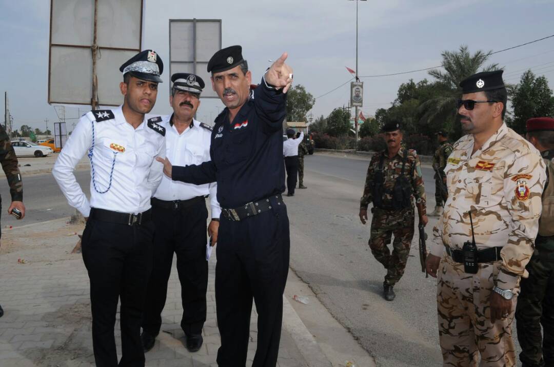 القاء القبض على 13 متهم بقضايا القتل والمخدرات والسرقة في كربلاء