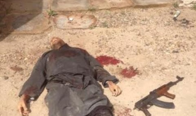 امرأة تقتل عنصر من داعش أثناء محاولته الإجهاز على زوجها بديالى