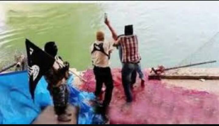 ذي قار تؤكد دعمها للحملة المطالبة باعدام منفذي جريمة سبايكر في مكان الحادثة