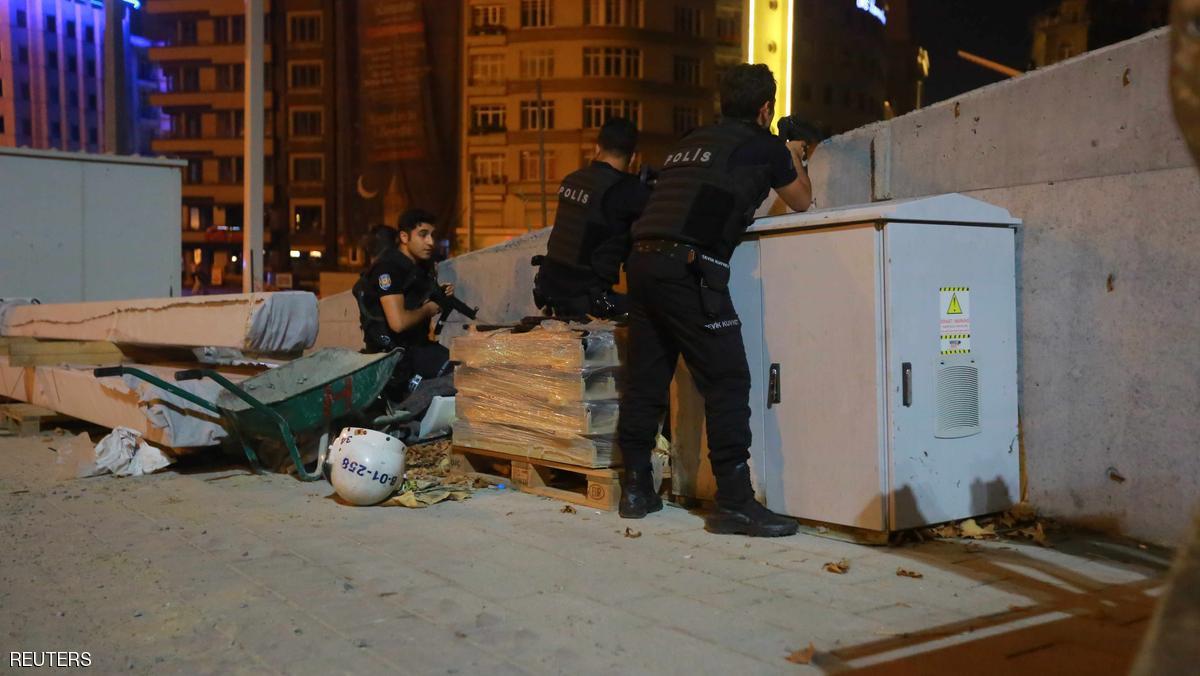 6000 معتقل على خلفية محاولة الانقلاب بتركيا