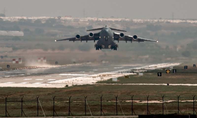اعتقال قائد قاعدة إنجيرليك الجوية في تركيا