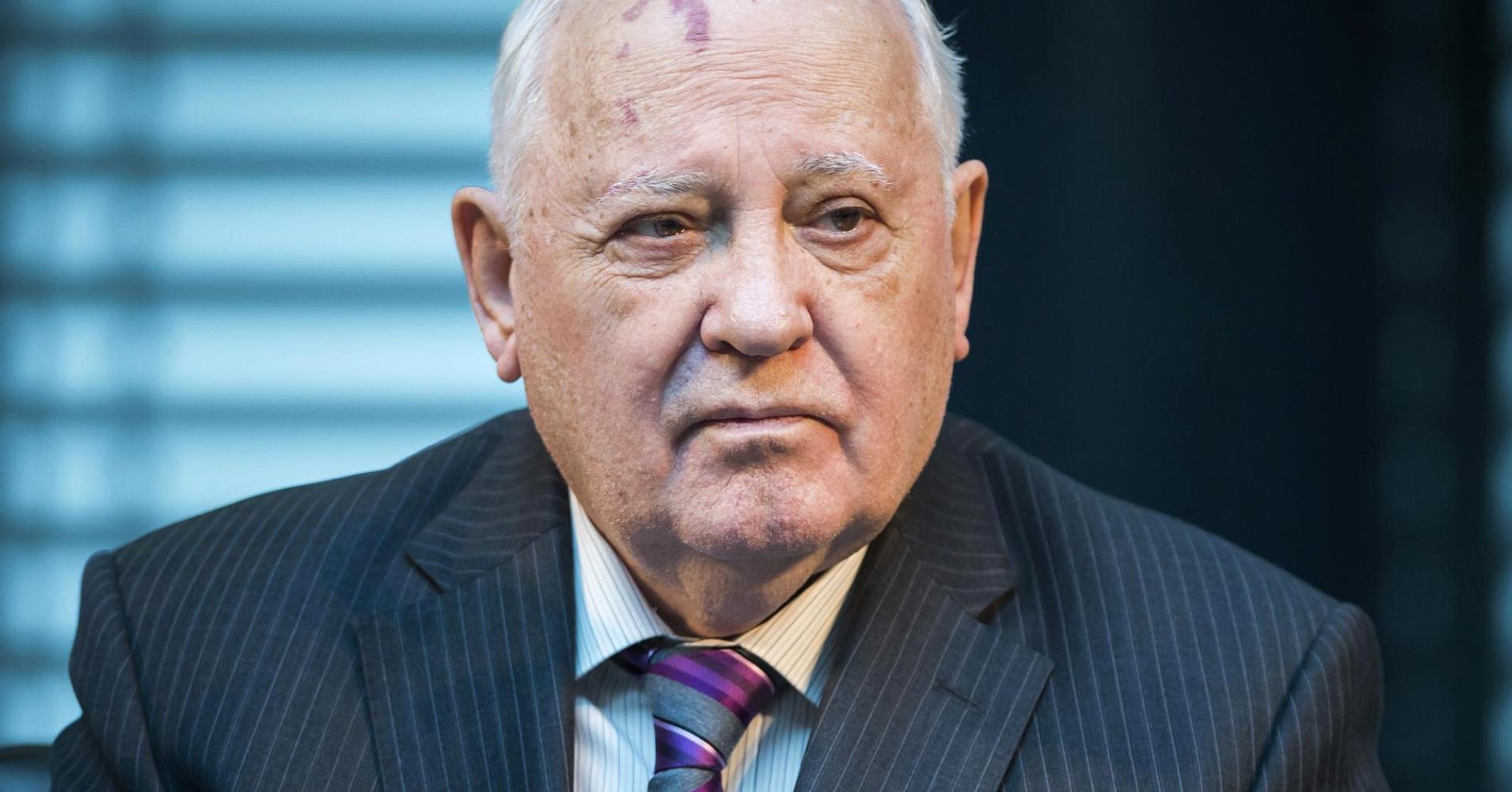 غورباتشوف نادم على شيء واحد