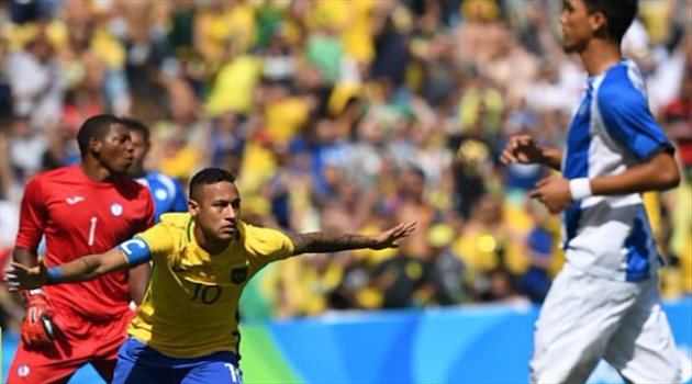 البرازيل تقترب من الذهبية بفوز ساحق على هندوراس بأوليمبياد ريو