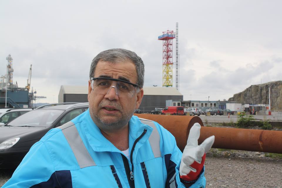 وزير سابق يكشف عن امكانية توفير اكثر من مائة الف فرصة عمل للمهندسين والحرفيين دون تعيينات حكومية