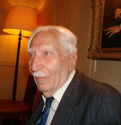 وفاة مؤسس جامعة الموصل الدكتور محمود الجليلي والقبض على مسؤول كتيبة اغتيالات بنينوى