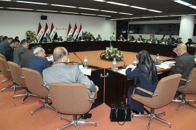 نائب رئيس مجلس النواب ينتقد الموقع الاكتروني الخاص بالمجلس ويتأسف  لوجود مـواد دستورية لم تتحول الى الان لقوانين