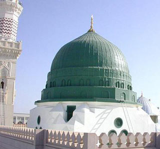 مقتل وجرح زوارا بحرينيين على طريق المدينة المنورة