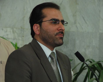 محافظ كربلاء يعتبر سحب الحصص الاضافية للطاقة الكهربائية من قبل معمل الاسمنت تواطئاً