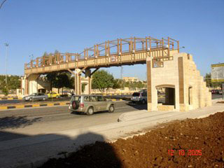 اهالي حي العباس في كربلاء يطالبون بجسر للمشاة لتقليل حوادث الدهس في الشارع الرئيسي