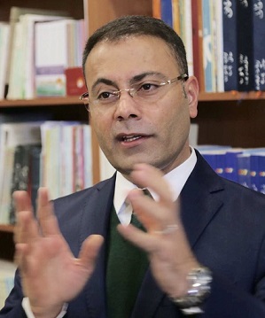 هوشيار عبدالله يحذر حكومة إقليم كردستان من مغبة توزيع نصف راتب لموظفي الإقليم